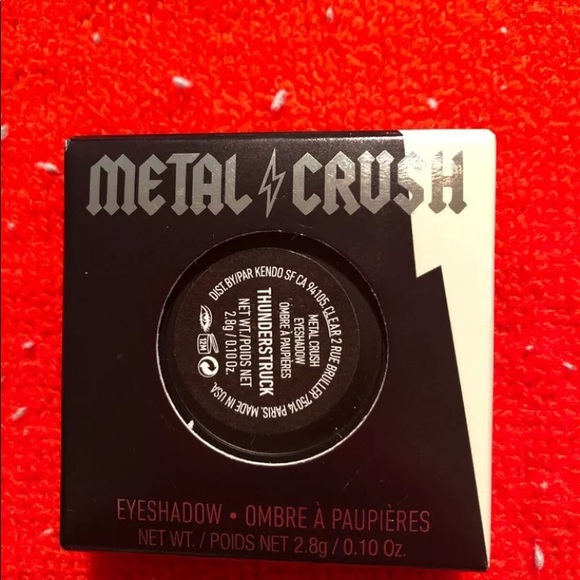 Kat Von D metal crush eyeshadow in thunderstruck - Picture 4 of 6